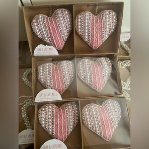 Love and cupcakes 3 packs ornaments